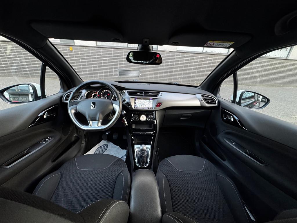 DS 3 1.2 PureTech Business CRUISE CLIMA NAVI PD NAP, Auto's, DS, Voorwielaandrijving, Origineel Nederlands, Bedrijf, Handgeschakeld