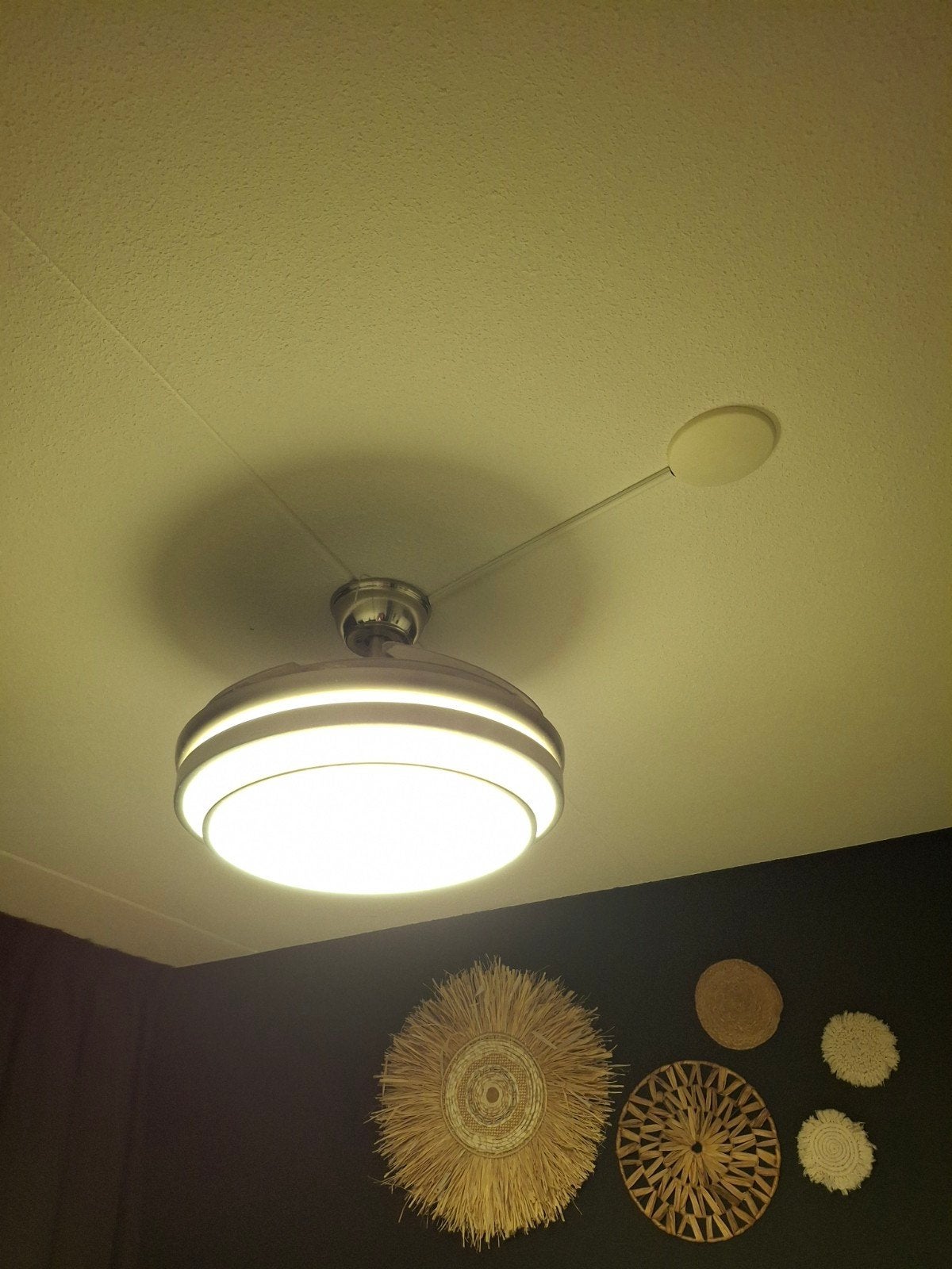 Plafondventilator met LED-verlichting en afstandsbediening, Ophalen, Gebruikt, Overige fittingen, Modern