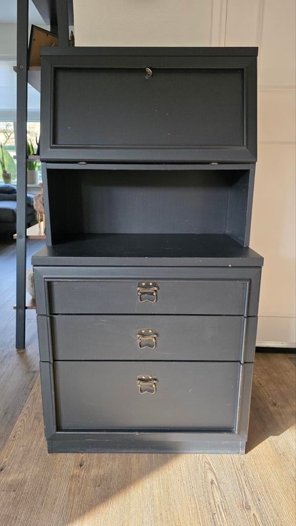 Secretaire, Ophalen