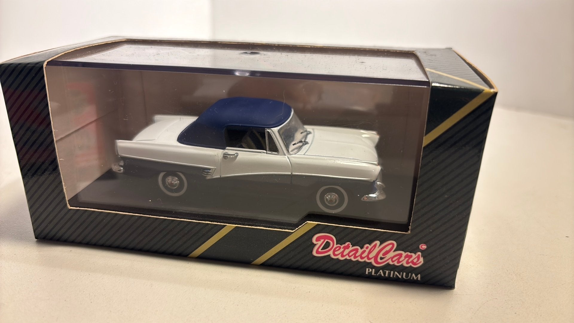 Ford taunus 17m 1957 white soft top detailcars 1.43