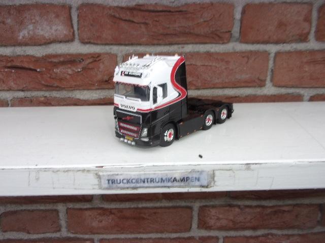 WSI  Volvo  FH4  van  Nick  Willigenburg., Ophalen of Verzenden, Nieuw, Bus of Vrachtwagen, Wsi