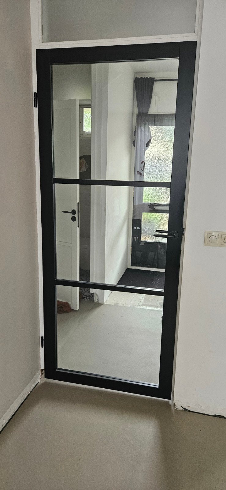 CanDo opdekdeur met stalen look en magneetslot, zwart, Ophalen, Binnendeur, 200 tot 215 cm