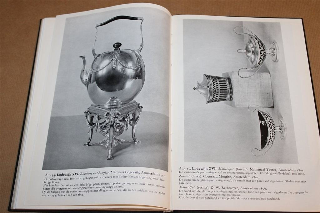 Ornament in de Edelsmeedkunst — Stijlleer voor Juweliers, Boeken, Ophalen of Verzenden, Gelezen