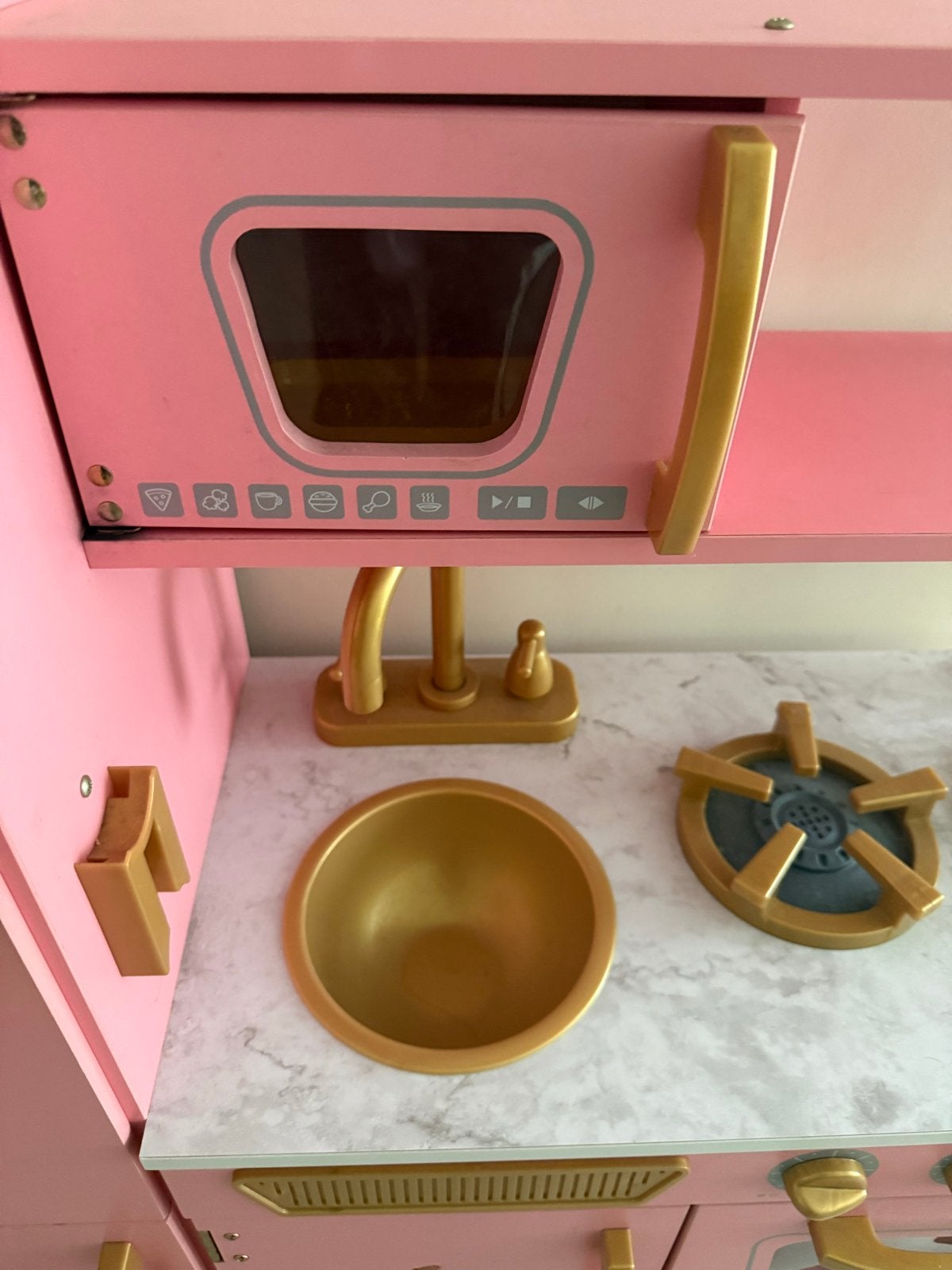 Roze houten speelkeuken met gouden accenten, Ophalen of Verzenden, Zo goed als nieuw, Hout, Speelkeuken