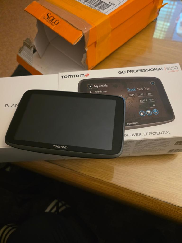 tomtom go 6250 professional truck wifi 2026 kaart europa, Auto diversen, Autonavigatie, Ophalen of Verzenden, Nieuw