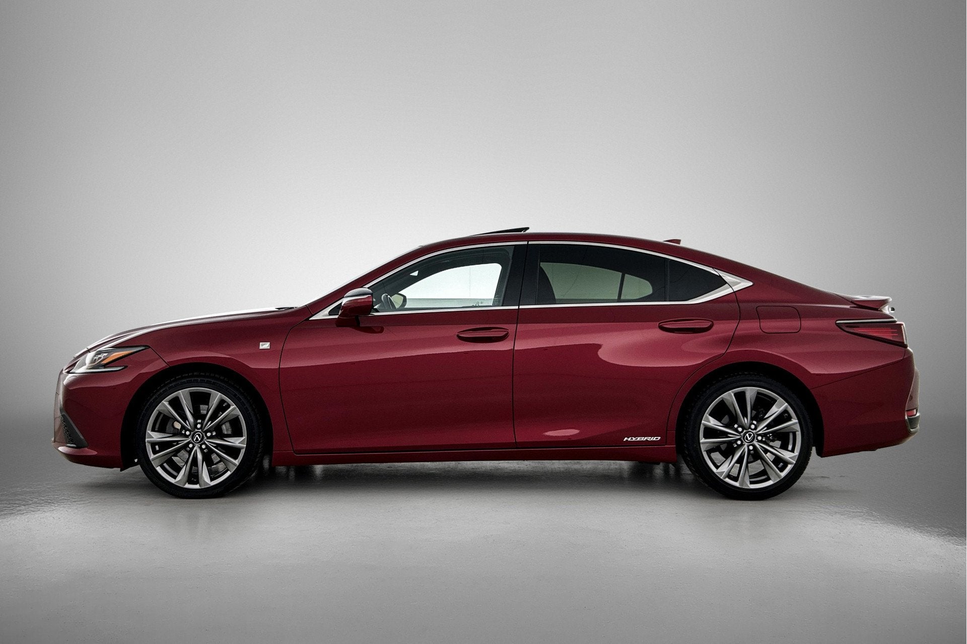 Lexus ES 300h F Sport Line | Sportief uitgevoerd |, Auto's, Stof, Gebruikt, 4 cilinders, 1655 kg