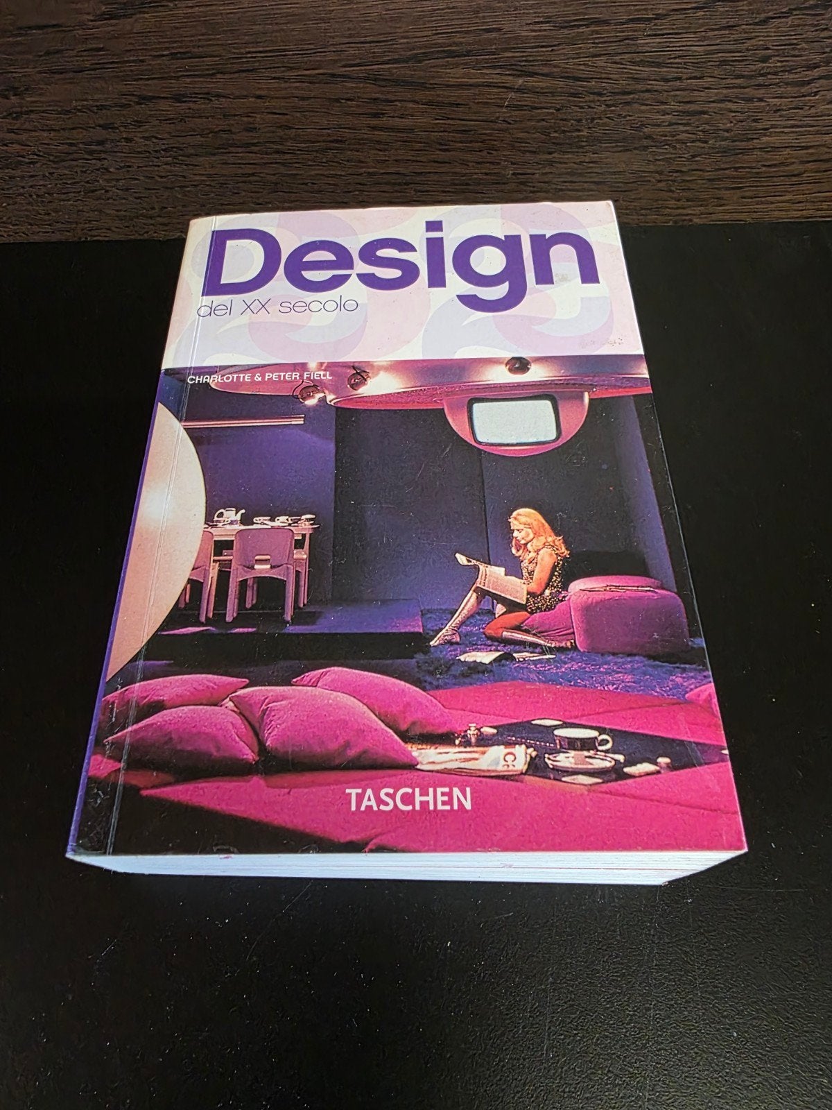 Design del XX secolo - Charlotte & Peter Fiell - Taschen, Ophalen of Verzenden, Zo goed als nieuw, Overige onderwerpen, Charlotte & Peter Fiell