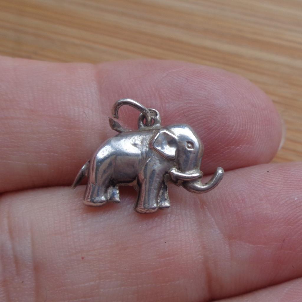 zilveren vintage bedel olifant [228], Overige merken, Verzenden, Zo goed als nieuw, 1 bedel