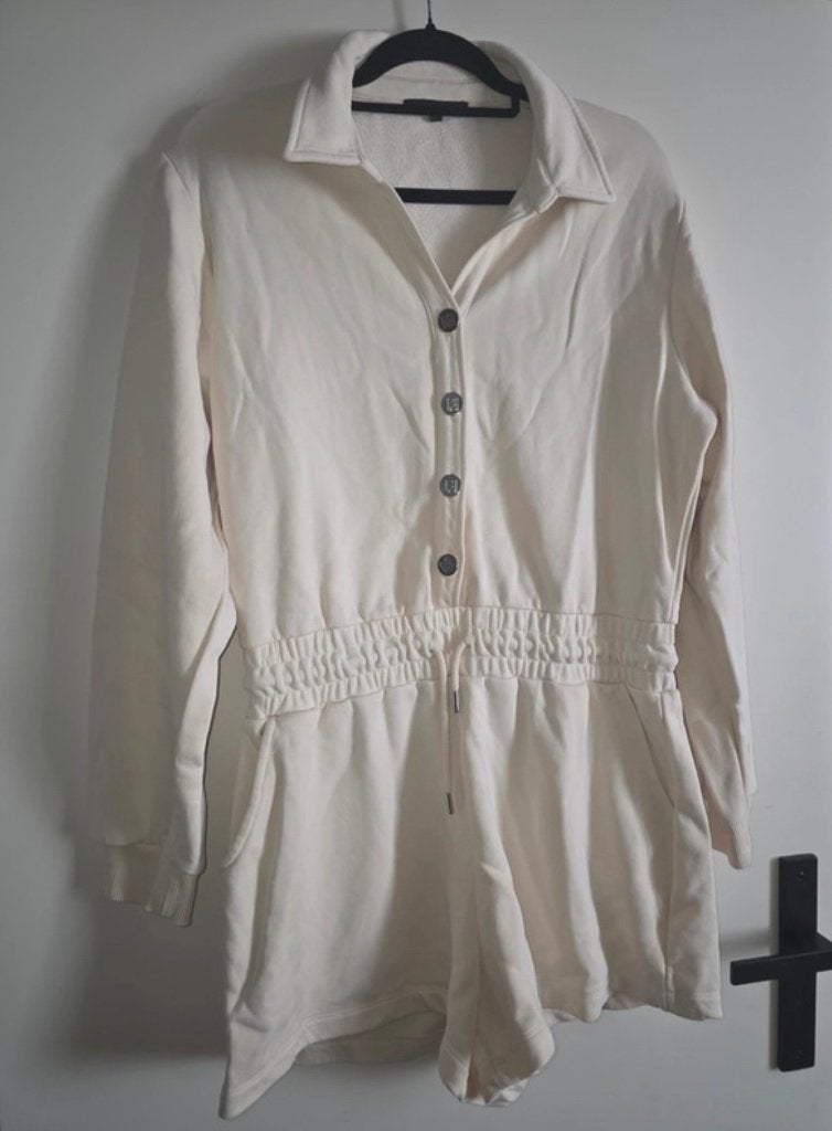 Nikkie jumpsuit maat 42, Kleding | Dames, Jumpsuits, Verzenden, Wit, Maat 42/44 (L), Zo goed als nieuw