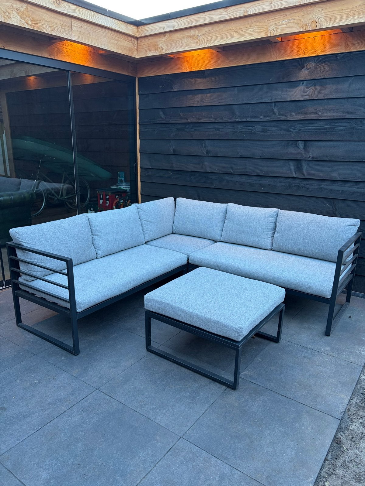 Moderne Loungeset met Hocker - Zwart Aluminium & Grijs, Tuin en Terras, Tuinsets en Loungesets, Ophalen, 5 zitplaatsen, Aluminium