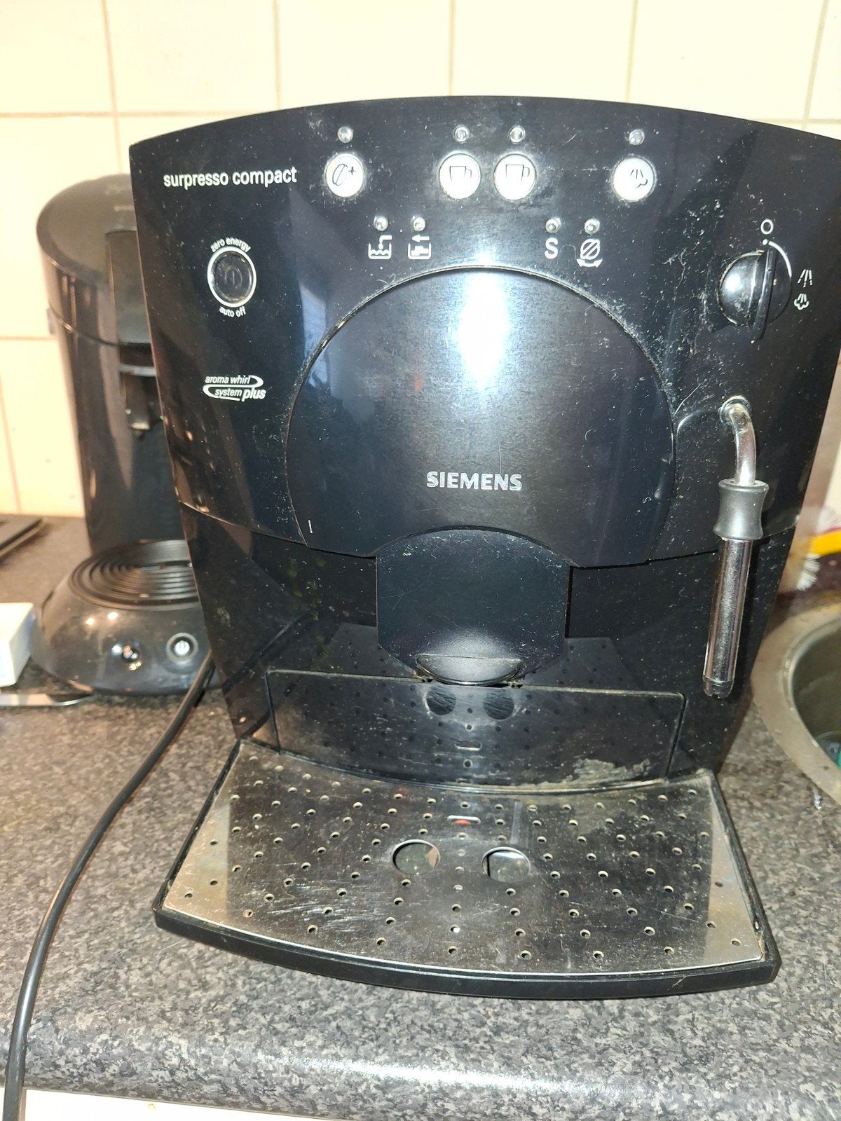 Siemens Surpresso Compact - defecte sensor, Witgoed en Apparatuur, Koffiezetapparaten, Ophalen, Afneembaar waterreservoir, Koffiemachine