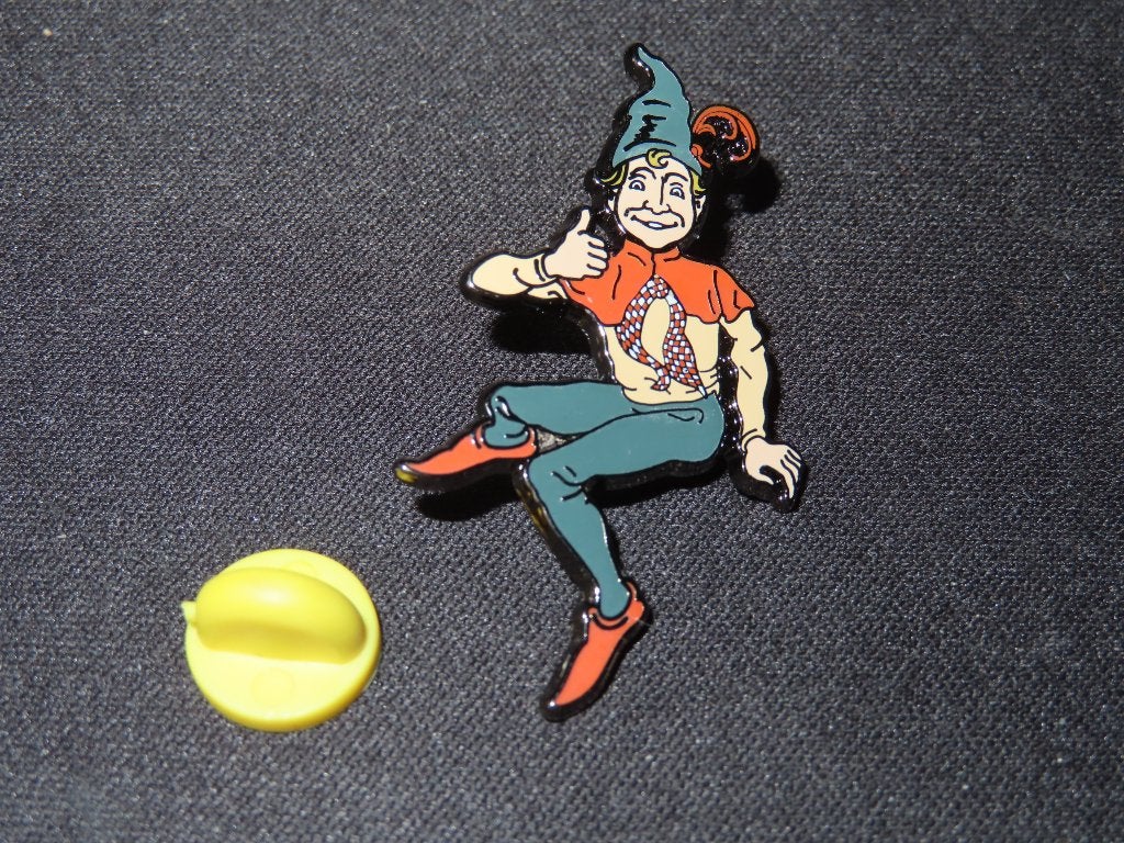 Efteling pin Kleine Boodschap ., Ophalen, Zo goed als nieuw, Button of Speldje
