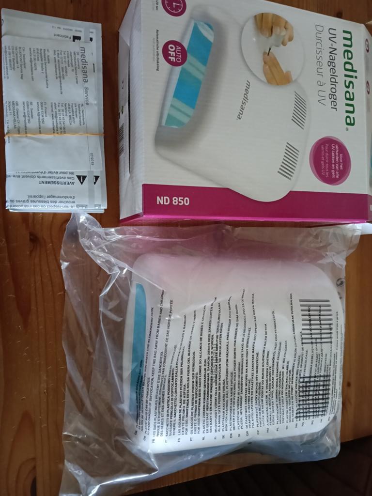 Te koop Medisana uv-nageldroger, nieuw in doos, Ophalen of Verzenden, Nieuw, Overige typen