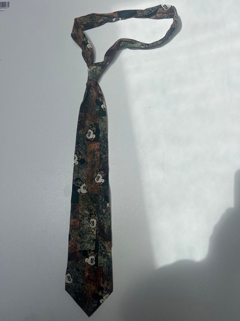 Disney Mickey Mouse stropdas - Bruin/Groen met patroon, Ophalen of Verzenden, Zo goed als nieuw, Bruin, Met patroon