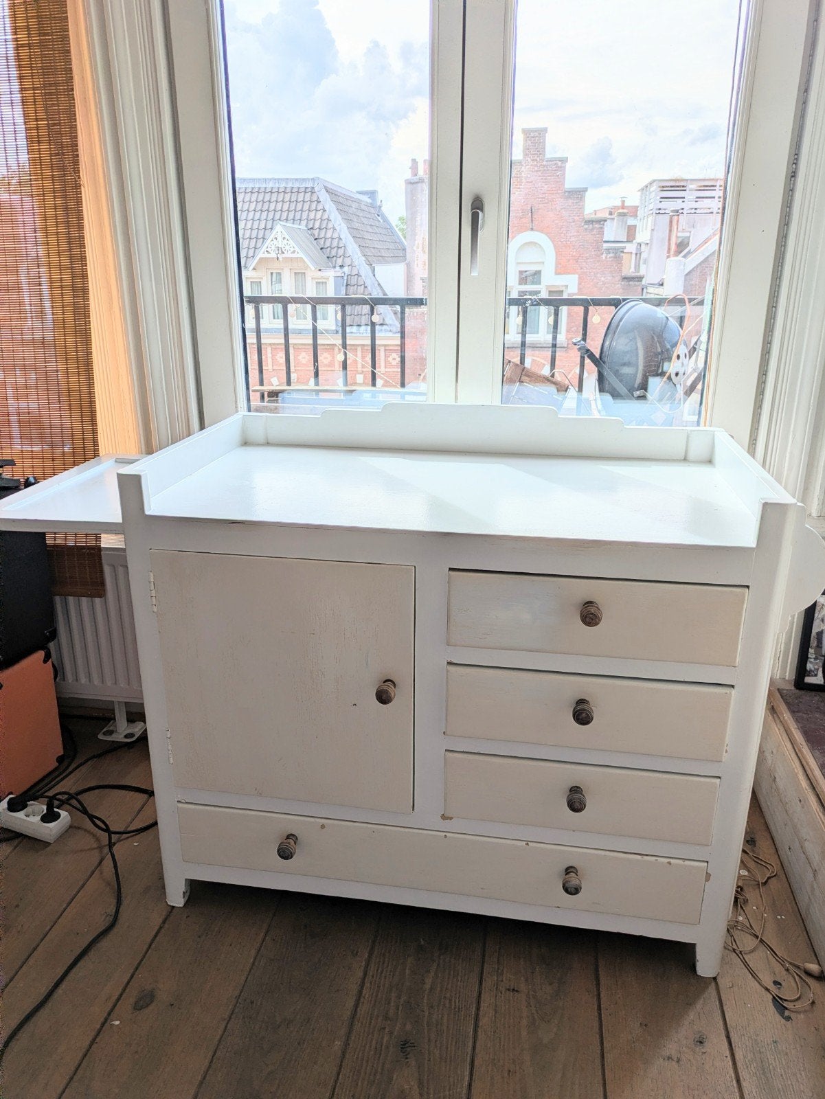 Witte Commode met Lades en Kastje - Afmetingen: 137x55x83 cm, Kinderen en Baby's, Kinderkamer | Commodes en Kasten, Ophalen, Gebruikt