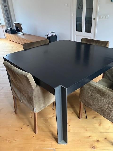 Uluwatu eettafel merk Linteloo, Huis en Inrichting, Tafels | Eettafels, Ophalen, Gebruikt, Vier personen, Robuust