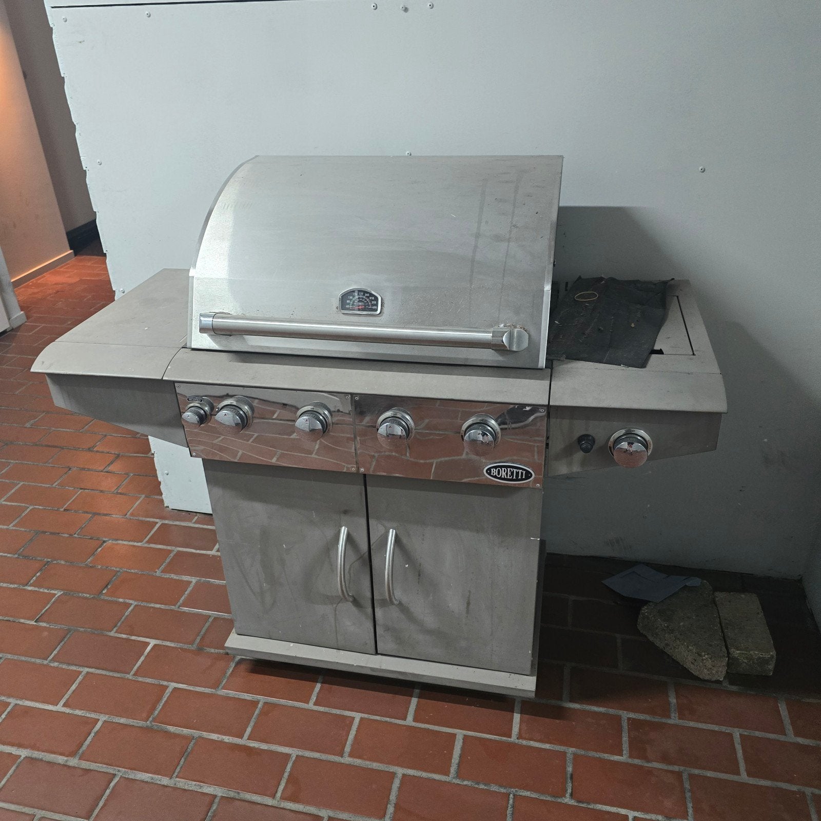 Boretti gasbarbecue met gasfles (zelf schoonmaken), Ophalen, Gebruikt, Boretti