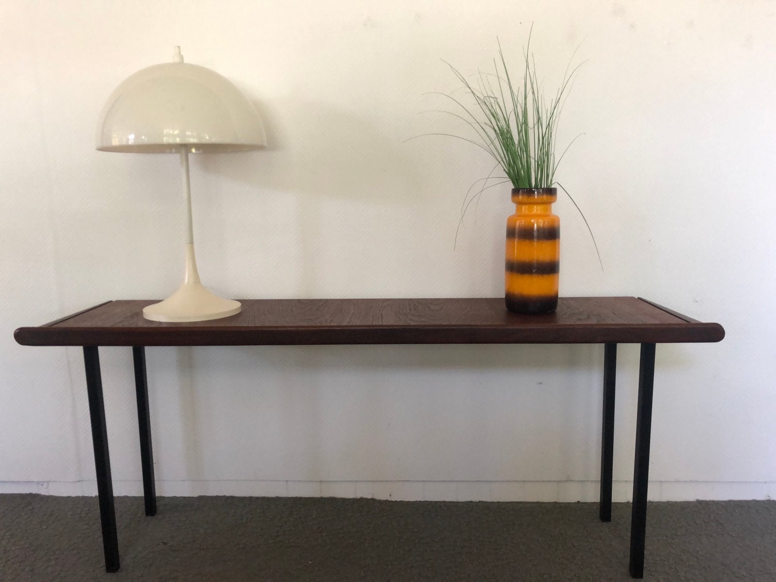 Vintage teakhouten sidetable, Huis en Inrichting, Tafels | Sidetables, Ophalen, Gebruikt, Vintage, Teakhout