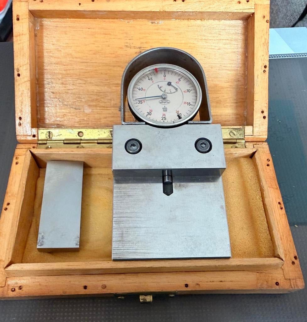 Carl Mahr spanningsmeter meetinstrument 1/100 houten kistje, Verzenden
