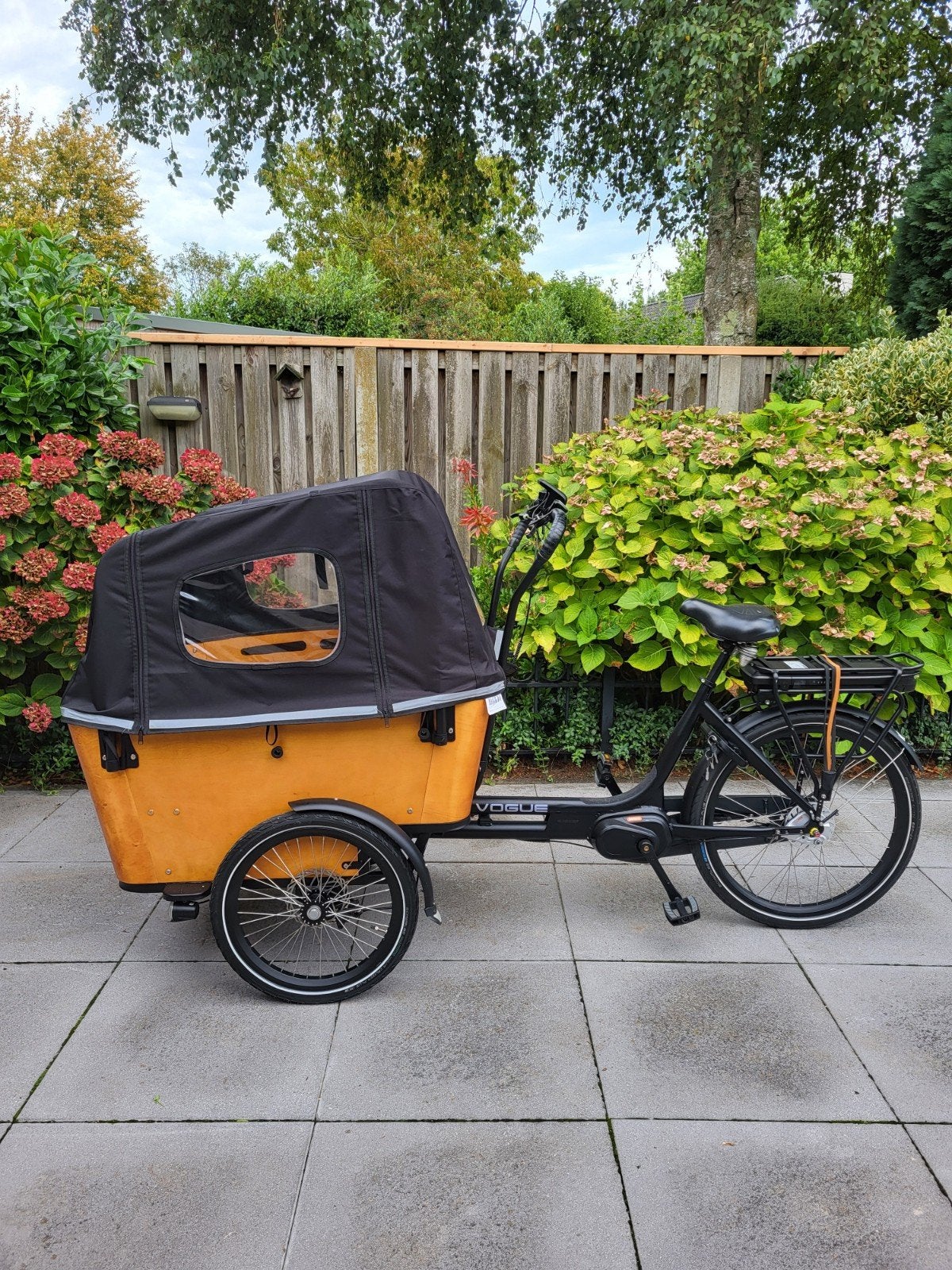 heb nog een hele mooie elektrische bakfiets vogue carry3, Ophalen, Zo goed als nieuw, 4 kinderen of meer