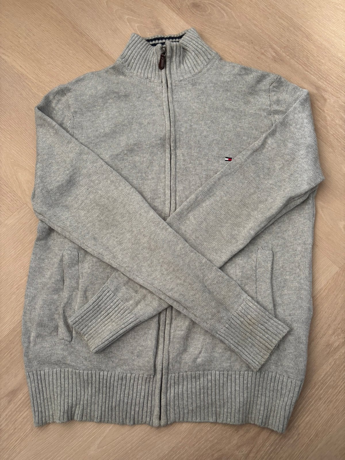 Tommy hilfiger trui, Kleding | Heren, Ophalen of Verzenden, Nieuw, Maat 46 (S) of kleiner, Grijs