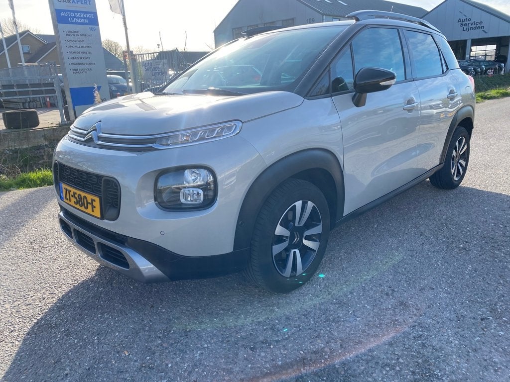 Citroen C3 Aircross 1.2 PureTech S&S Shine Automaat, Parkeersensor, Gebruikt, Bedrijf, 600 kg