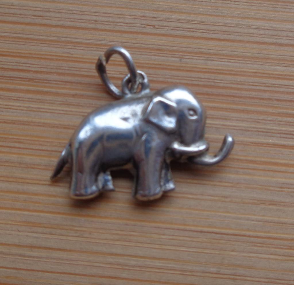 zilveren vintage bedel olifant [228], Overige merken, Verzenden, Zo goed als nieuw, 1 bedel