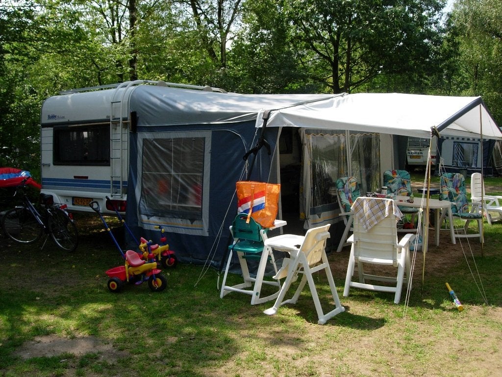 Zeer nette Hobby 495 caravan, Rondzit, Hobby, Particulier, Kachel