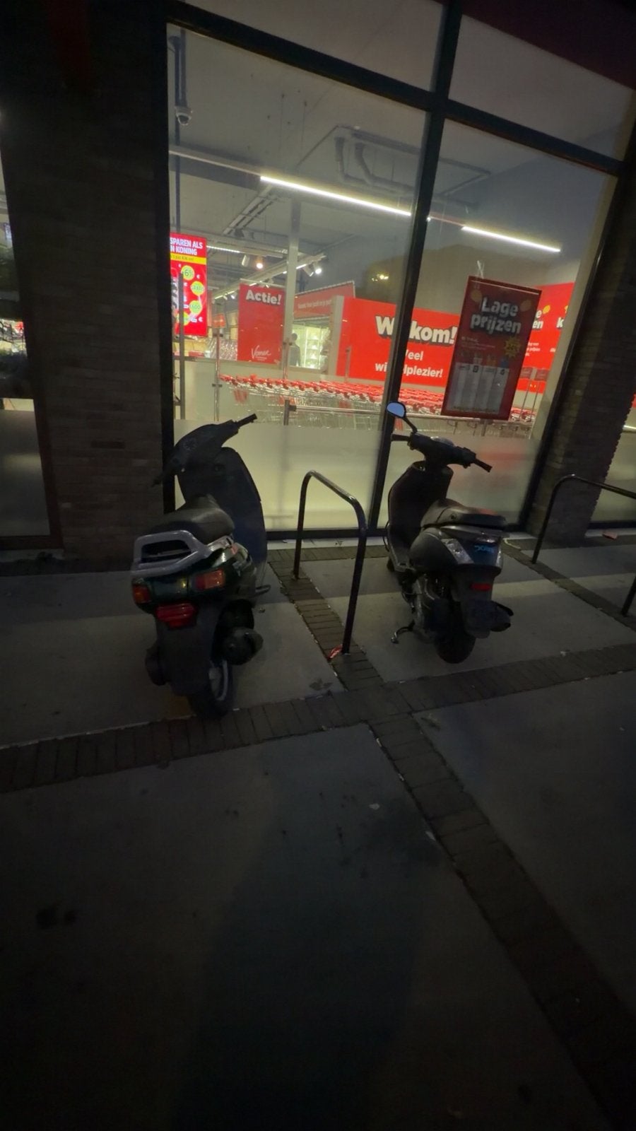 SKR125 Duits papieren, Fietsen en Brommers, Scooters | Piaggio, Ophalen, Zo goed als nieuw, Benzine, Overige modellen