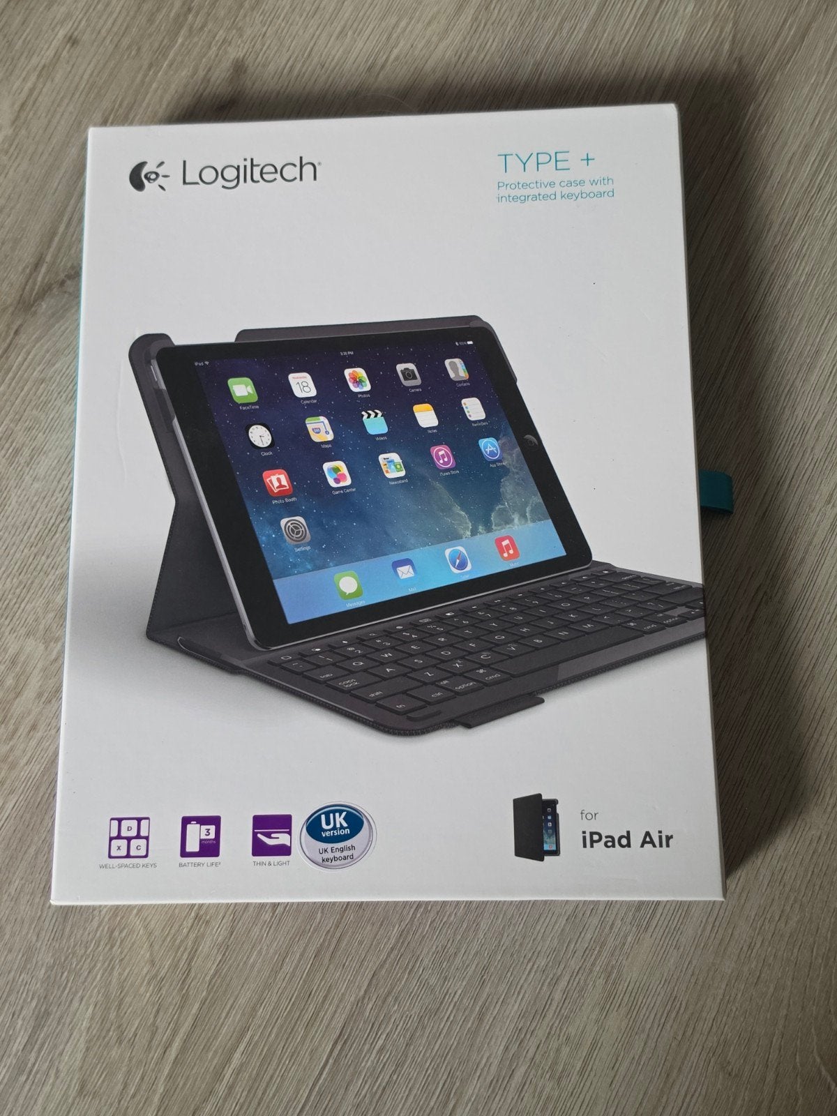 Logitech Keyboard Case voor iPad Air (1e generatie), Ophalen of Verzenden, Zo goed als nieuw