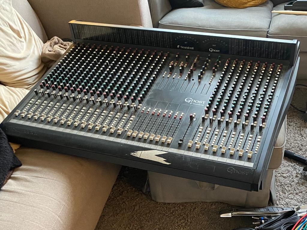 Soundcraft Ghost 24 kanaal analoge mixer, Ophalen, Gebruikt, 20 kanalen of meer