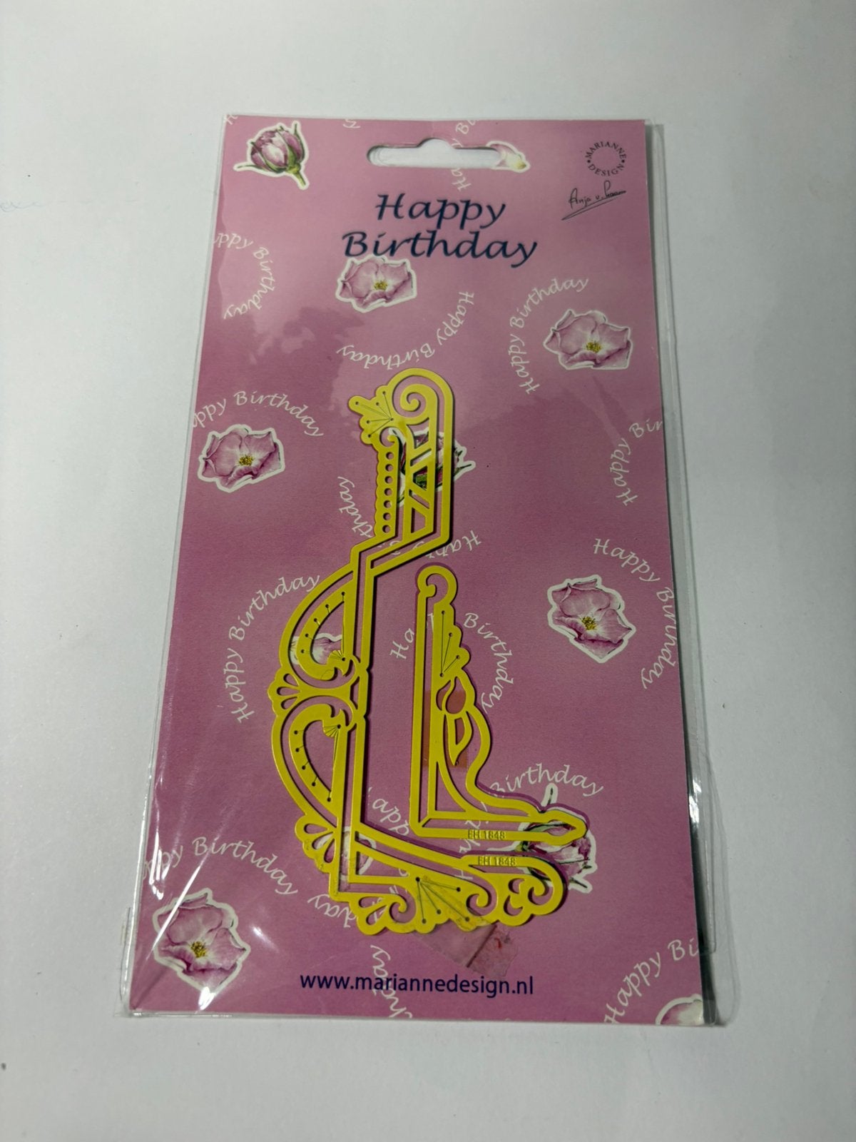 Marianne design embossing mal (happy birthday ), Ophalen of Verzenden, Zo goed als nieuw, Overige thema's, Pons of Mal