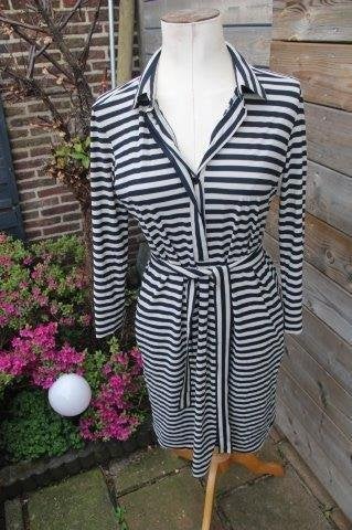 Jurk donkerblauw/ beige Zenggi mt XS (XL) travelstof Vaste A, Zenggi, Blauw, Maat 42/44 (L), Ophalen of Verzenden