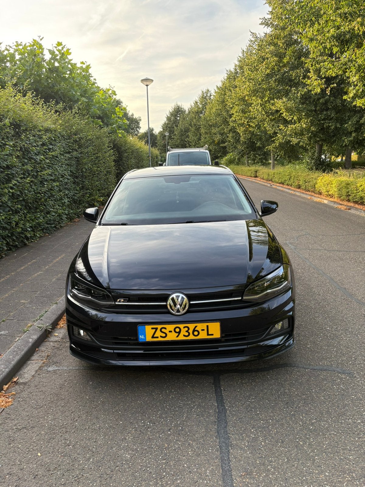 Volkswagen Polo 1.0 TSI 95pk 2019 Zwart, Auto's, Volkswagen, Voorwielaandrijving, 40 €/maand, Zwart, Zwart
