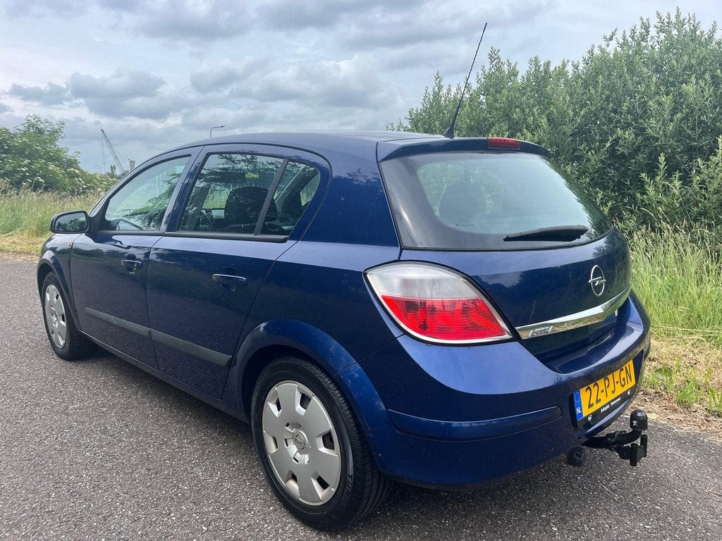 Opel Astra 1.4 | Airco | Cruise | Boordcomputer | Trekhaak, Auto's, Voorwielaandrijving, 15 km/l, Gebruikt, 4 cilinders