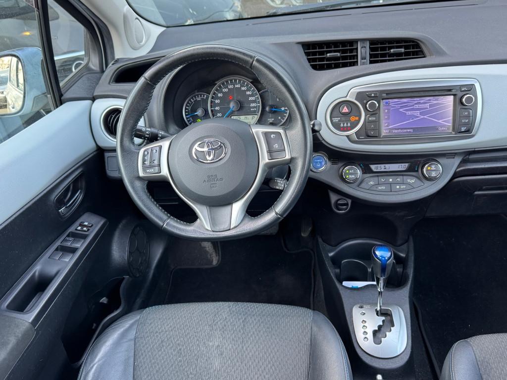 Toyota Yaris 1.5 Full Hybrid | Dynamic 5-Drs | Navi | Camera, Auto's, Euro 5, 1497 cc, 1070 kg, Origineel Nederlands