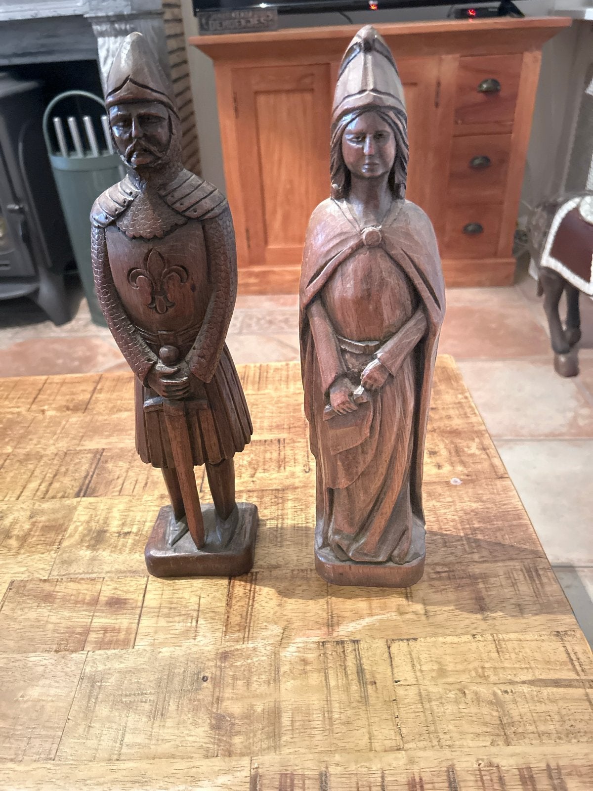Antieke Belgische Houten Beelden - Ridder en Dame, Antiek en Kunst, Kunst | Beelden en Houtsnijwerken, Beeld, Hout, Scène, 20 - 50 cm