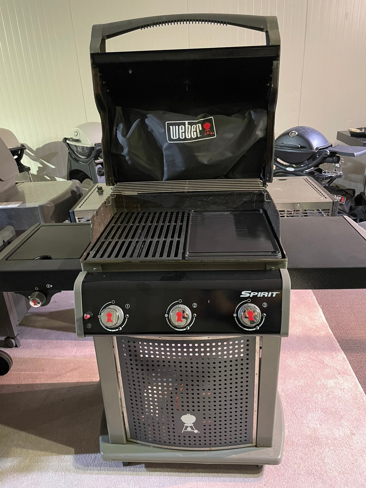 Weber 3 pitter met plancha, Ophalen, Gebruikt