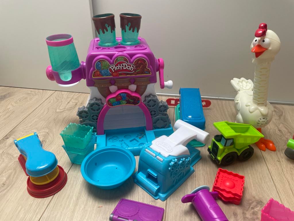 Play-Doh IJssalon & Klei Speelset met Vormpjes, Ophalen, Gebruikt, Jongen of Meisje
