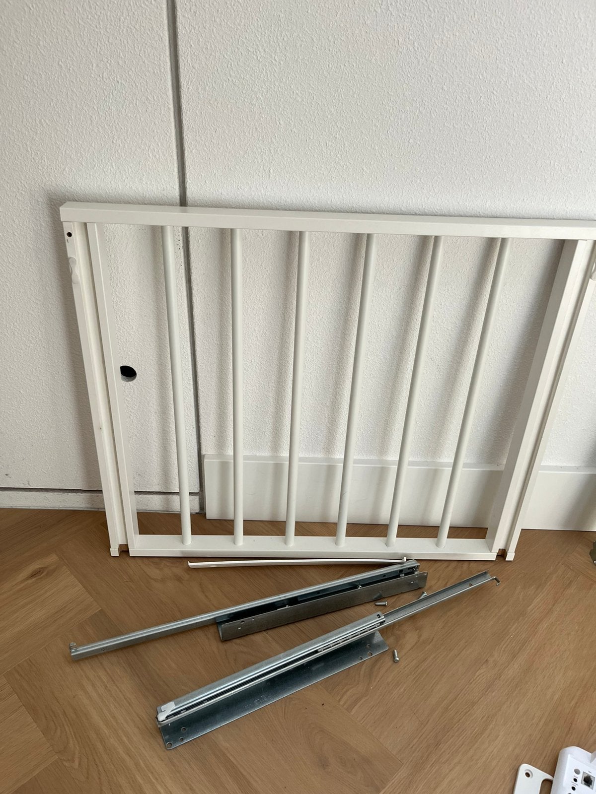 IKEA komplement uittrekbare boekhanger, Ophalen, Zo goed als nieuw, Metaal of IJzer, Klemhekje