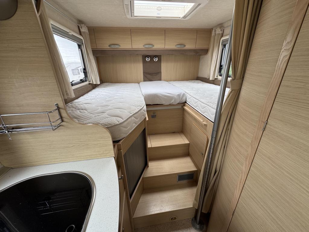 Adria Compact SL Enkele bedden Airco 2009, Caravans en Kamperen, Campers, Standaard zit, Fiat, Bedrijf, Tot en met 3