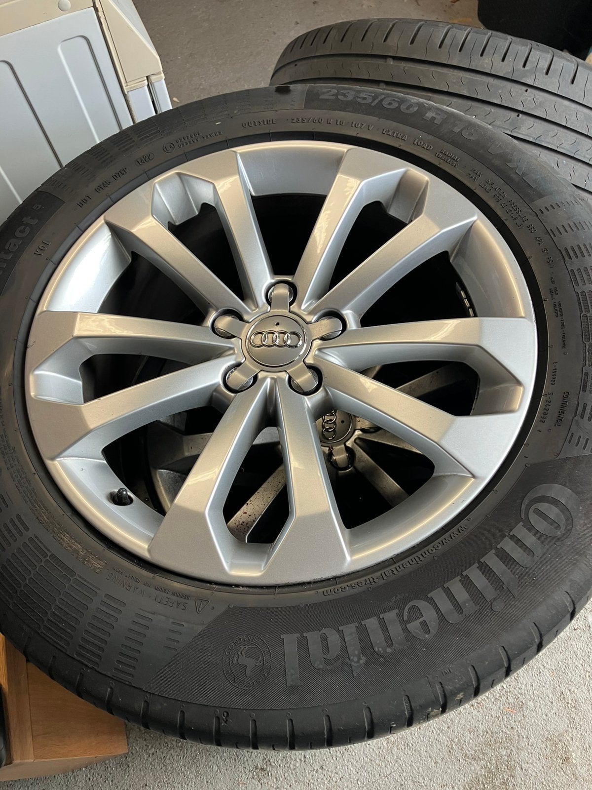 Originele Audi Q5 8r 18 inch velgen met Continental banden, Ophalen, 18 inch, Gebruikt, Banden en Velgen