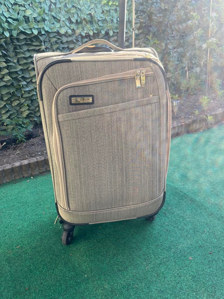 Ellen Tracy Koffer -l- Beige, Sieraden, Tassen en Uiterlijk, Koffers, Ophalen, Overige materialen, 50 tot 60 cm, Zo goed als nieuw