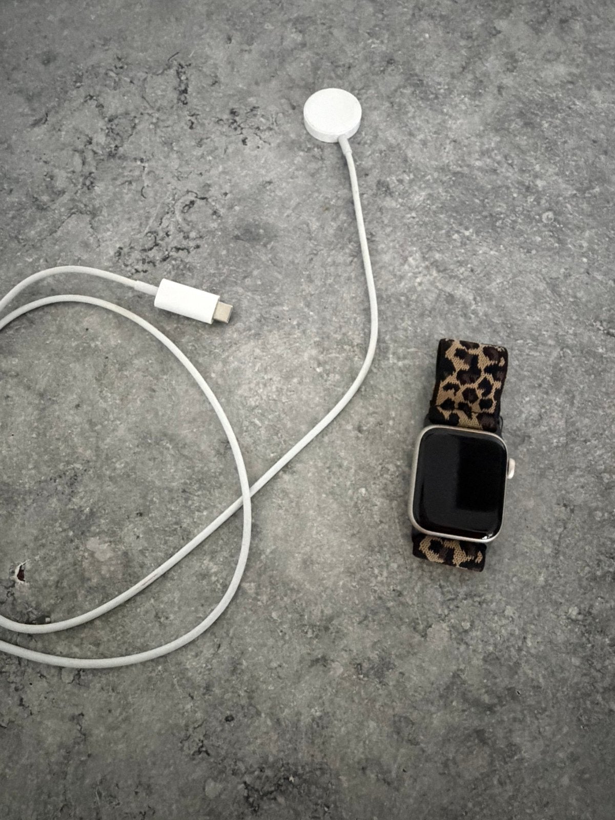 Apple watch, Ophalen of Verzenden, Zo goed als nieuw, Zwart, IOS