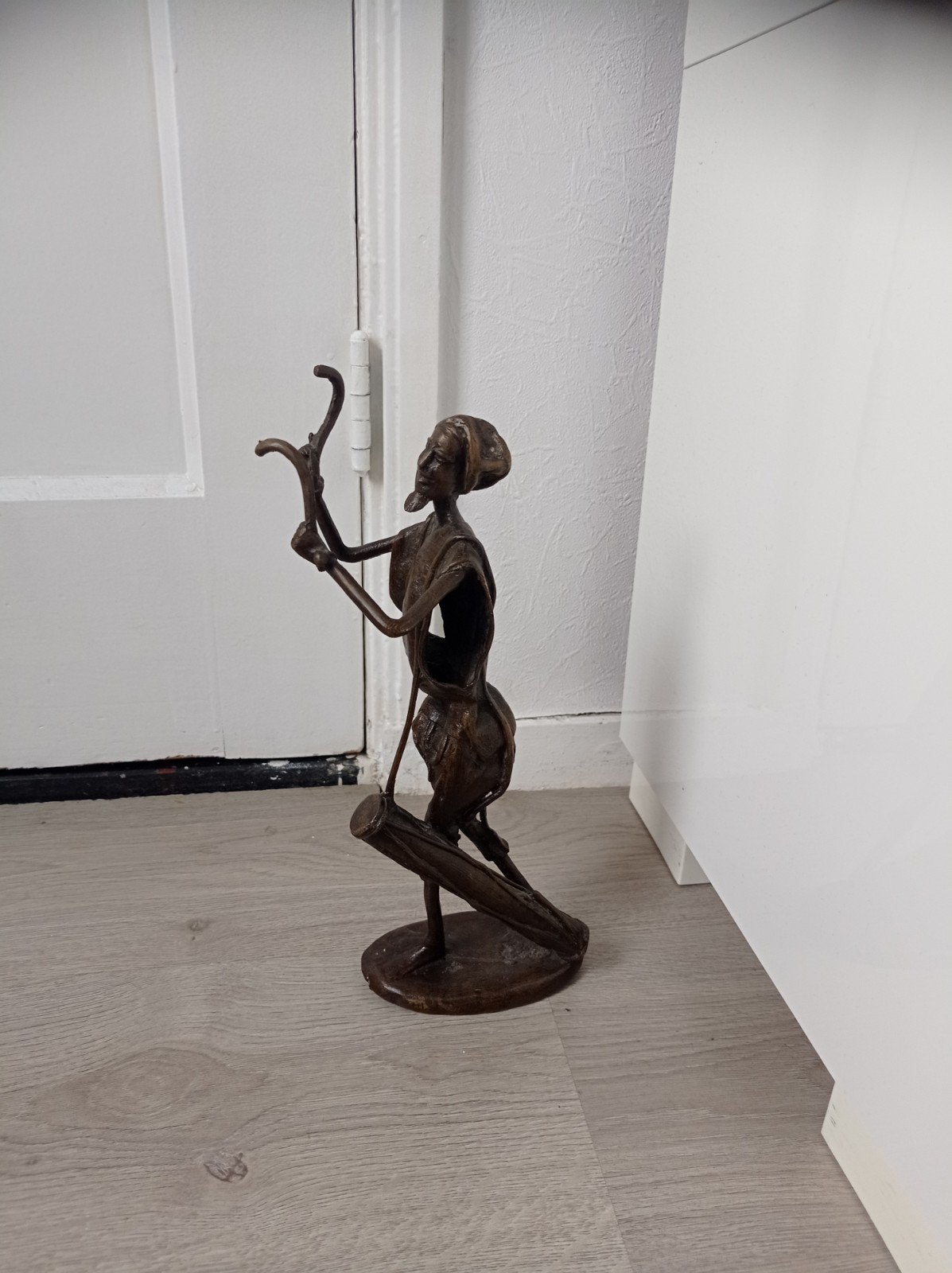 Dit is een bronzen sculptuur uit West-Afrika,, Ophalen of Verzenden