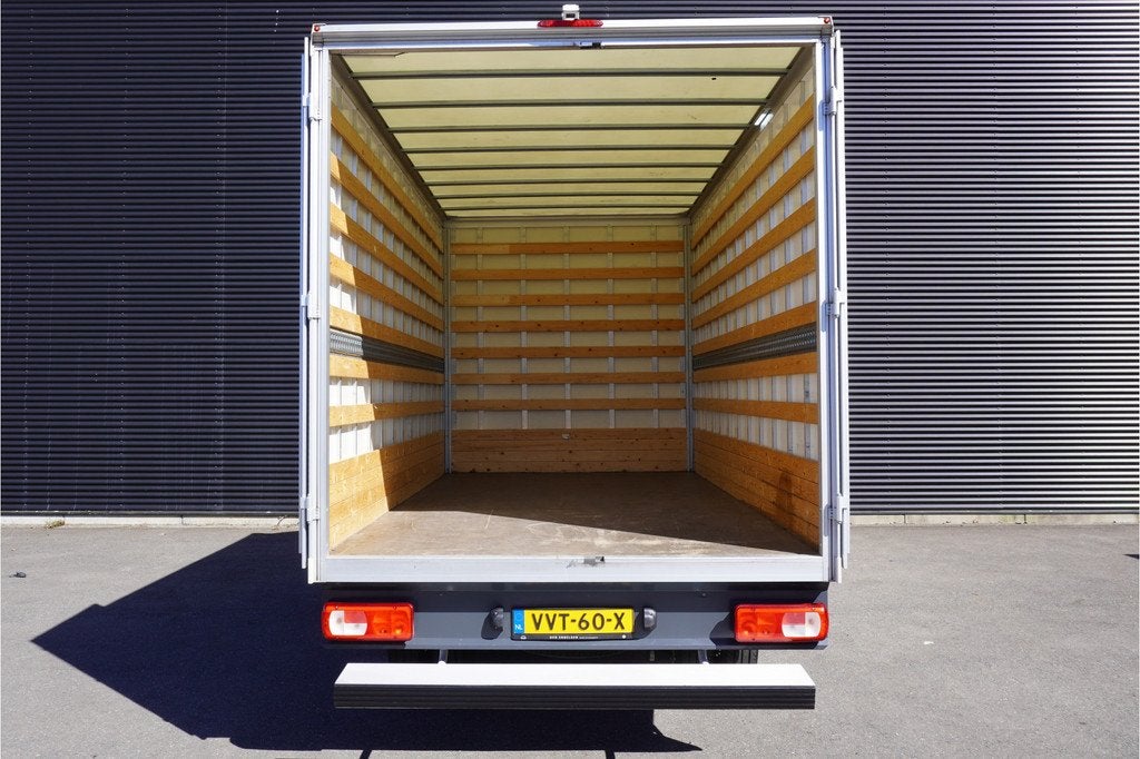 Volkswagen Crafter 164pk Dubbellucht Bakwagen Navigatie Appl, Auto's, Gebruikt, Euro 6, 4 cilinders, Volkswagen