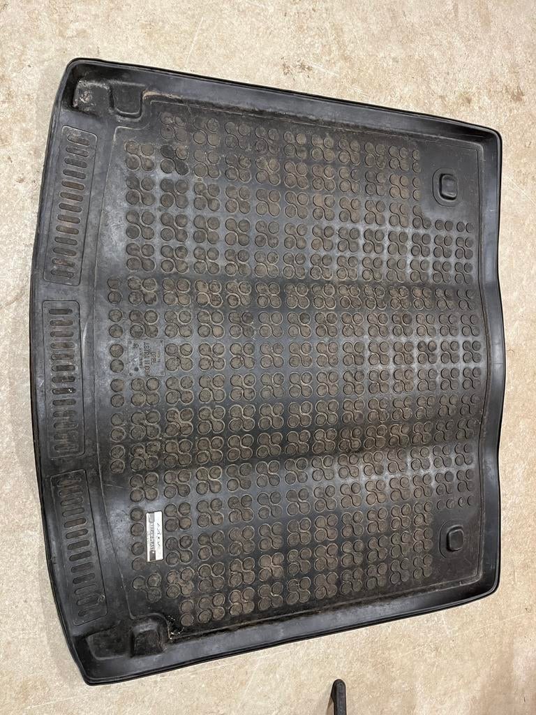 Kofferbakmat Opel Astra H, Ophalen, Gebruikt