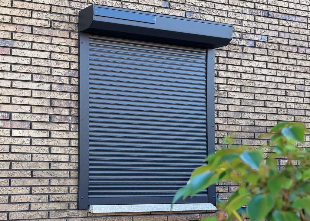 Solar rolluik Ral 7016 met afstandsbediening - 2095x1650, Doe-het-zelf en Verbouw, Rolluiken, 200 cm of meer, 150 tot 200 cm, Ophalen of Verzenden