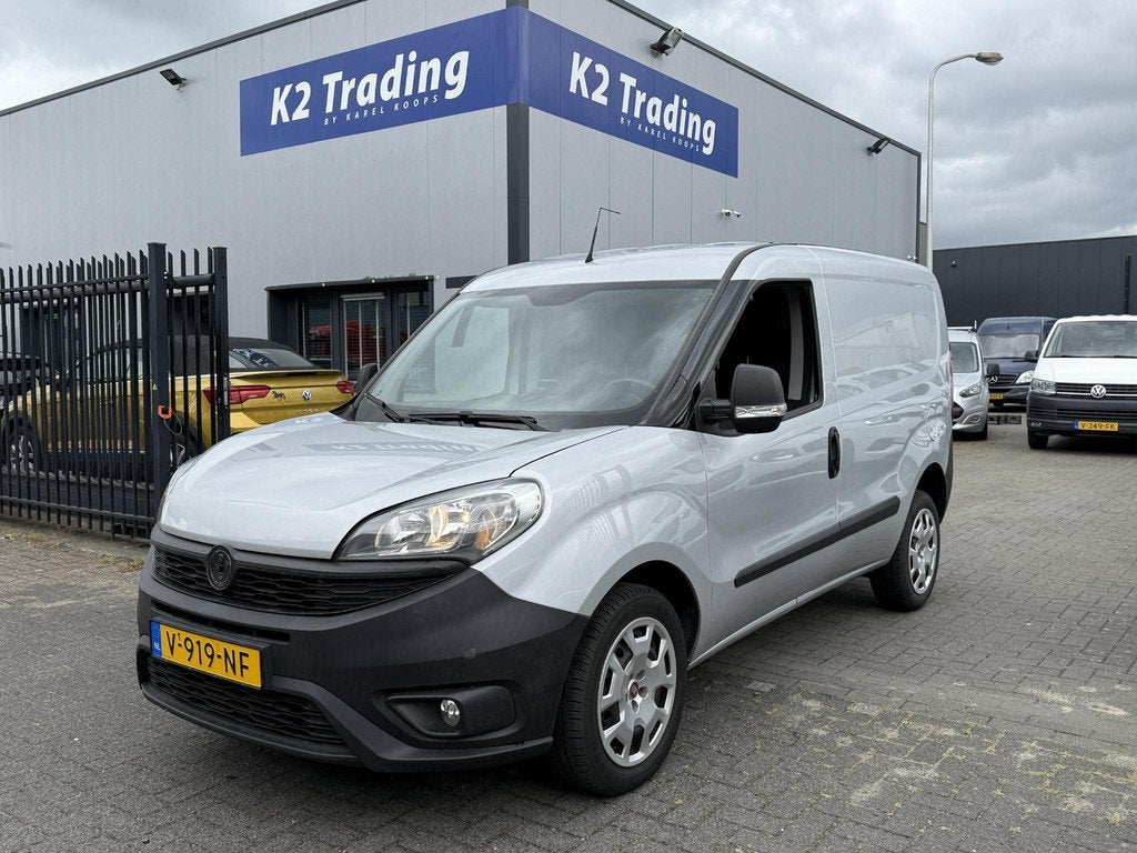 Fiat Doblò Cargo 1.4 T-Jet L1H1 SX 120Pk Benzine Volledig d, Auto's, Bestelauto's, Voorwielaandrijving, Stof, Gebruikt, 4 cilinders