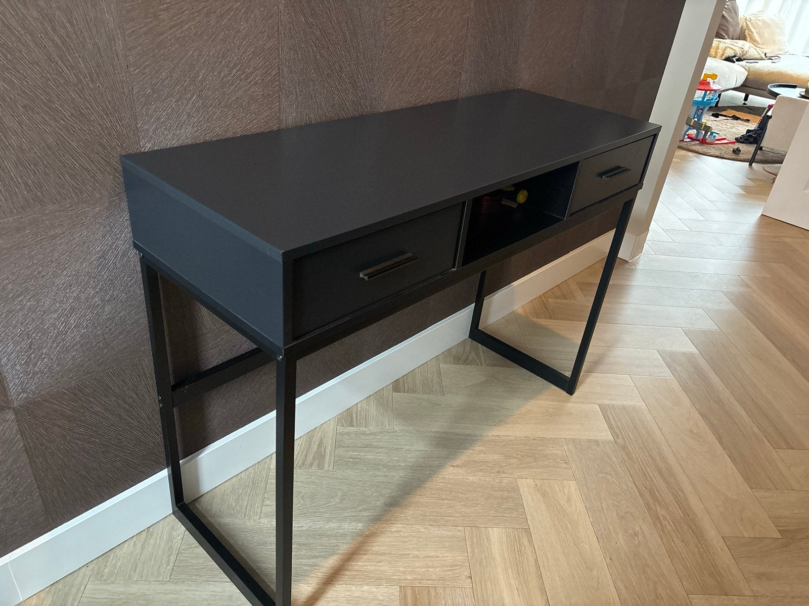 Zwart-grijs dressoir met lades en open vlak, Huis en Inrichting, Ophalen, Gebruikt, 100 tot 150 cm, Met lade(s)